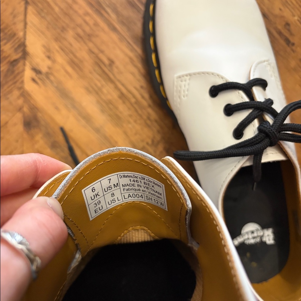 Doc Martens Smooth Leather Oxford Shoes - Picture 5 of 6